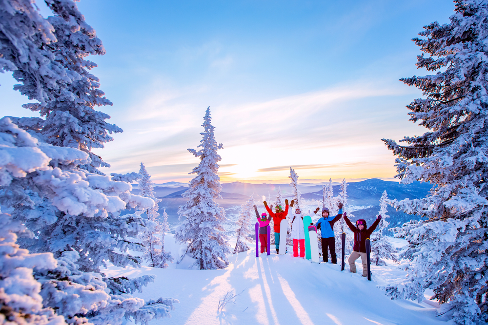 Beautiful,Winter,Landscape,With,Forest,Snow,In,Mountains,With,Team